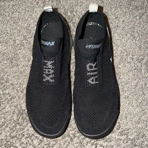Nike Black Slip-On Vapormax Knit Sneakers